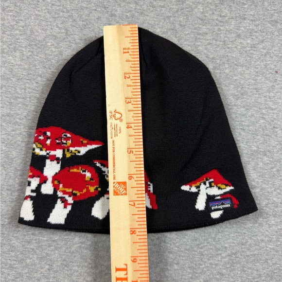 Patagonia Mushroom Forest Lined Beanie Rare 28765 FA16 Runs Small - Picture 4 of 5